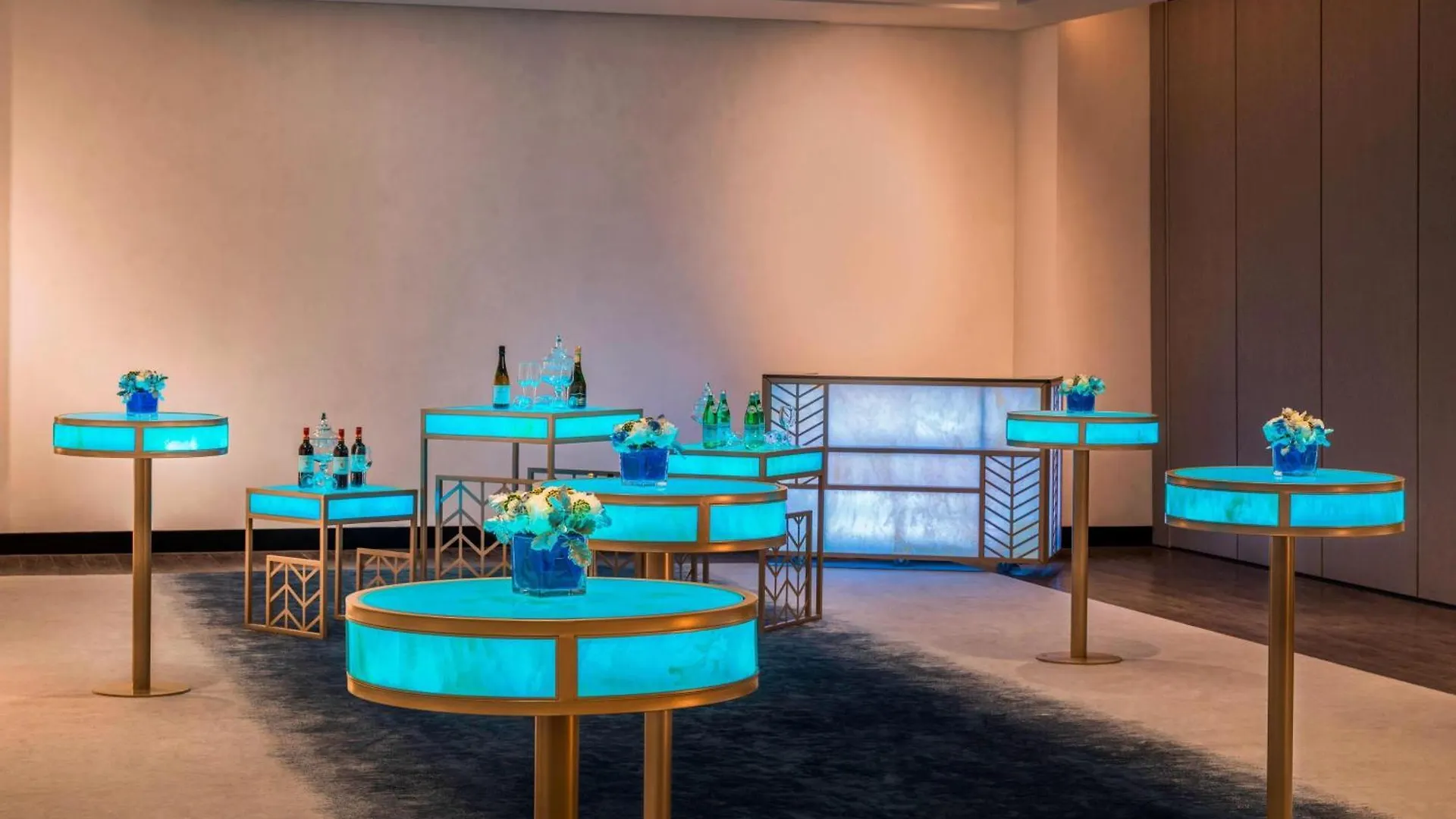 Hotel Le Meridien Shanghai Hongqiao,Minhang
