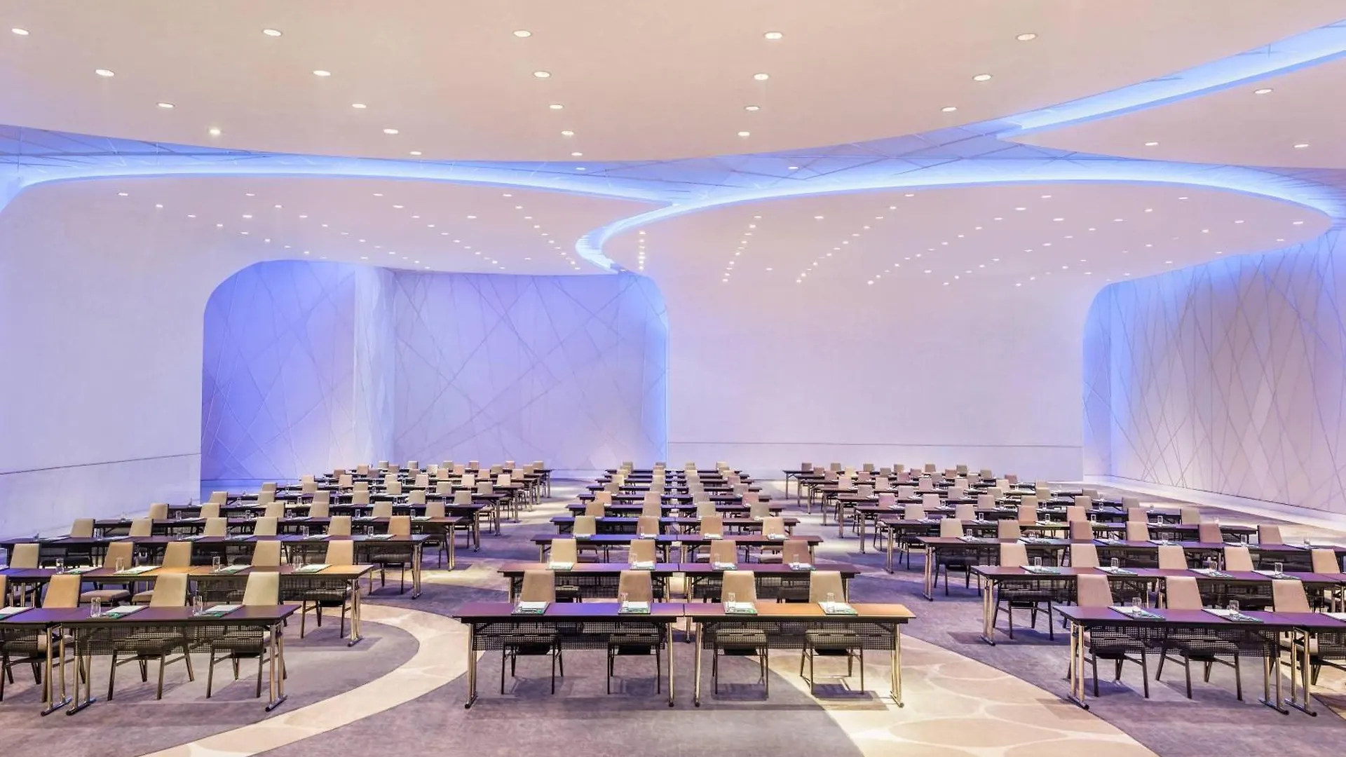 Hotel Le Meridien Shanghai Hongqiao,Minhang